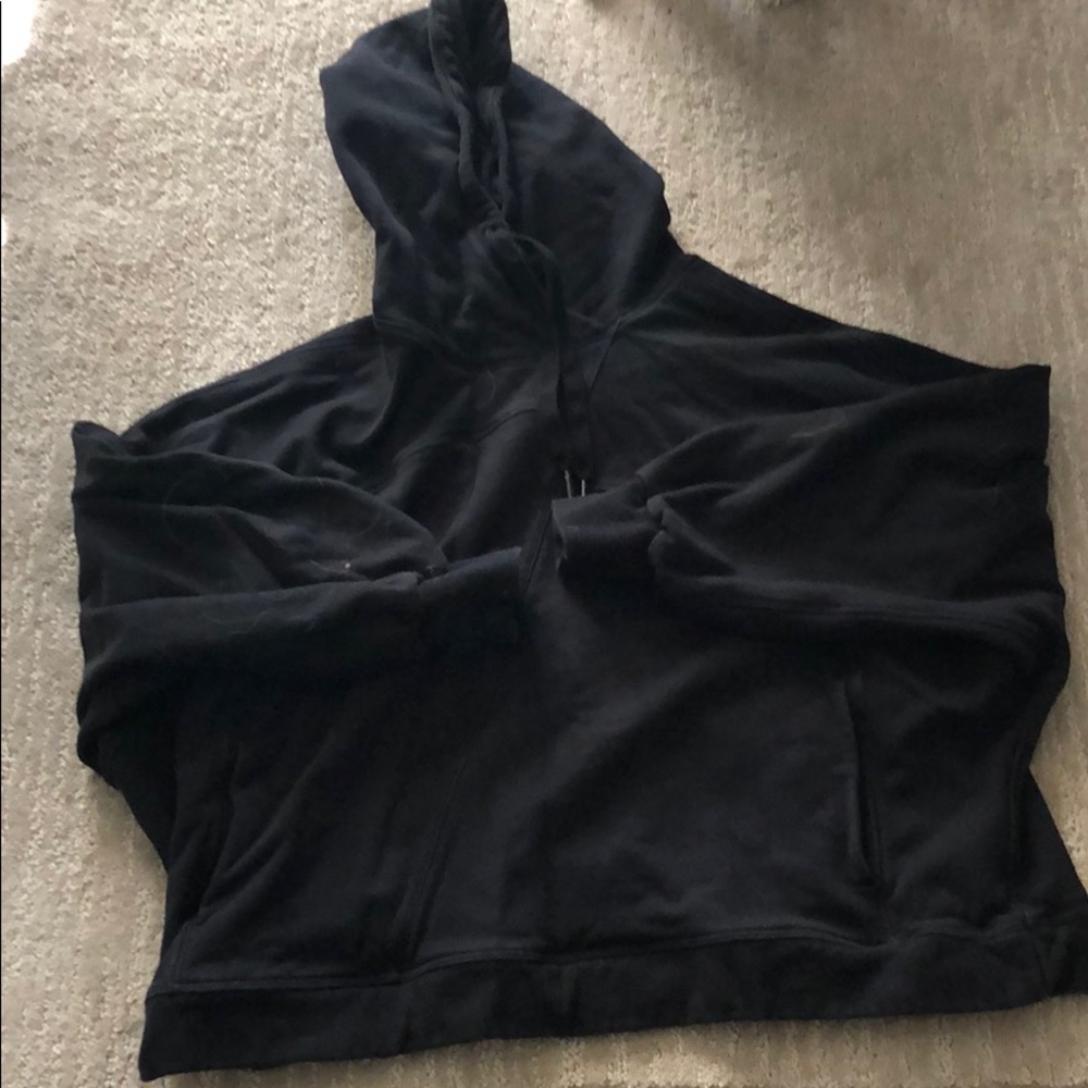 Lululemon cropped hoodie